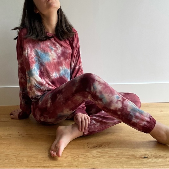 NWT Coord set Young Fabulous & Broke RED Tie Dye  Jogger Set - XS - Picture 5 of 15